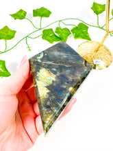 Load image into Gallery viewer, Labradorite Diamond on Stand (49M)