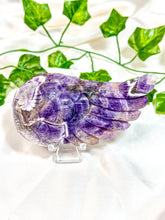 Load image into Gallery viewer, Chevron Amethyst Angel Wing (55B)