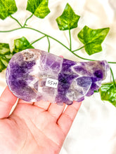 Load image into Gallery viewer, Chevron Amethyst Angel Wing (55M)