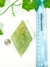 Load image into Gallery viewer, Prehnite Diamond (28A)
