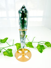 Load image into Gallery viewer, Moss Agate Wand on Stand (46M)