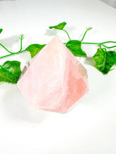 Load image into Gallery viewer, Rose Quartz Gem Cut Diamond (48F)
