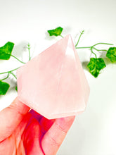 Load image into Gallery viewer, Rose Quartz Gem Cut Diamond (46K)