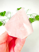Load image into Gallery viewer, Rose Quartz Gem Cut Diamond (45F)