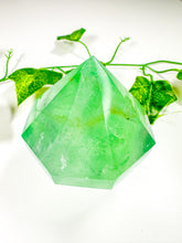 Load image into Gallery viewer, Green Emerald Fluorite Gem Cut Diamond (40B)