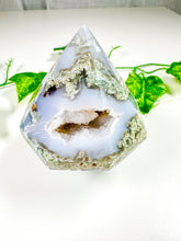 Load image into Gallery viewer, Moss Agate Gem Cut Diamond (52L)