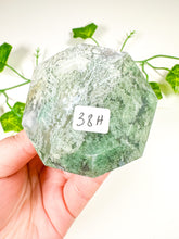 Load image into Gallery viewer, Moss Agate Gem Cut Diamond (38Q)