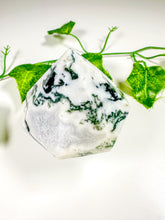 Load image into Gallery viewer, Moss Agate Gem Cut Diamond (36G)