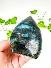 Load image into Gallery viewer, Labradorite Flame (40K)