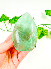 Load image into Gallery viewer, Green Emerald Fluorite Flame (18S)