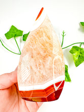 Load image into Gallery viewer, Carnelian Flame (36M)