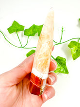 Load image into Gallery viewer, Carnelian Flame (36M)