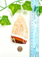 Load image into Gallery viewer, Carnelian Flame (36M)