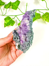 Load image into Gallery viewer, Grape Agate Cluster (33F)