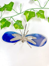 Load image into Gallery viewer, Dyed Agate Dragonfly (25A)