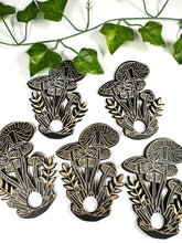 Load image into Gallery viewer, Wooden Mushroom Sphere Stand