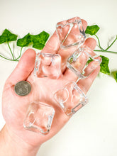 Load image into Gallery viewer, Cube Glass Sphere Stand