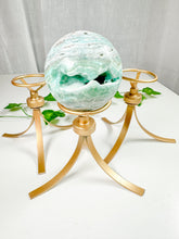 Load image into Gallery viewer, Gold Sphere Stand (Spin)