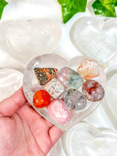 Load image into Gallery viewer, Clear Quartz Heart Bowl