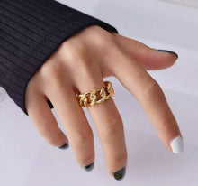 Load image into Gallery viewer, Infinity Chain Ring | Fine Jewelry
