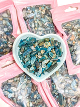 Load image into Gallery viewer, Blue Kyanite Chip Bag