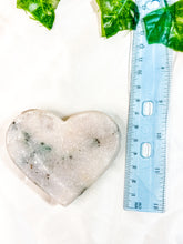 Load image into Gallery viewer, Pink Amethyst Heart (39A)