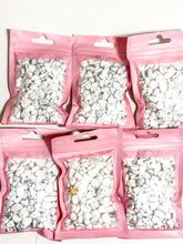 Load image into Gallery viewer, Howlite Crystal Chip Bag