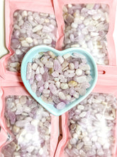 Load image into Gallery viewer, Kunzite Crystal Chip Bag
