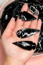 Load image into Gallery viewer, Black Obsidian Arrowheads