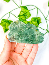 Load image into Gallery viewer, Moss Agate Cloud