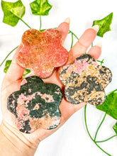 Load image into Gallery viewer, Rhodonite Flower