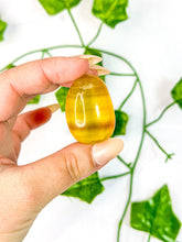 Load image into Gallery viewer, Fluorite Tumbled Stones