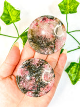 Load image into Gallery viewer, Rhodonite Circle Bowl