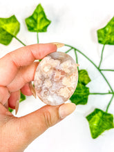 Load image into Gallery viewer, Flower Agate Worry Stone