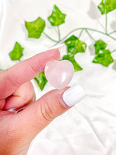 Load image into Gallery viewer, Mini Rose Quartz Heart