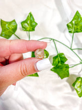 Load image into Gallery viewer, Mini Flower Agate Octopus