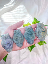 Load image into Gallery viewer, Labradorite Skull Owl