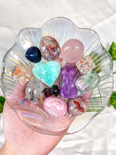 Load image into Gallery viewer, Aura Glass Shell Bowl