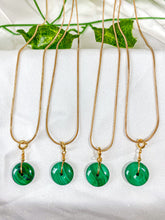 Load image into Gallery viewer, Malachite Donut Pendant Necklace