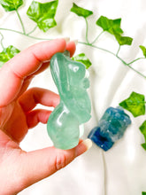 Load image into Gallery viewer, Fluorite Pregnant Goddess Body