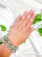 Load image into Gallery viewer, Kiwi Jasper Bracelet