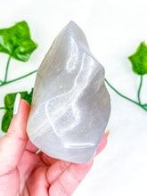 Load image into Gallery viewer, Blue Rose Quartz Flame #6