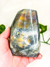 Load image into Gallery viewer, Labradorite Freeform (HQ) #5