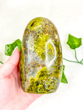 Load image into Gallery viewer, Green Opal Freeform #1