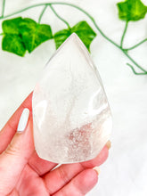 Load image into Gallery viewer, Clear Quartz Flame #5