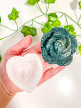 Load image into Gallery viewer, Moss Agate Flower Heart Bowl Jewelry Box