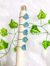 Load image into Gallery viewer, Raw Aquamarine Ring (adjustable)