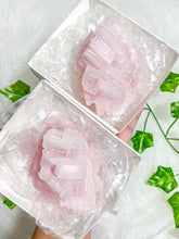 Load image into Gallery viewer, Raw Pink Halite