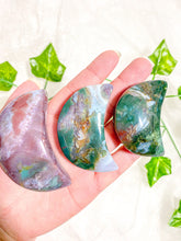 Load image into Gallery viewer, Ocean Jasper Moon