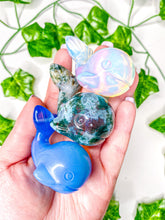 Load image into Gallery viewer, Crystal Whale